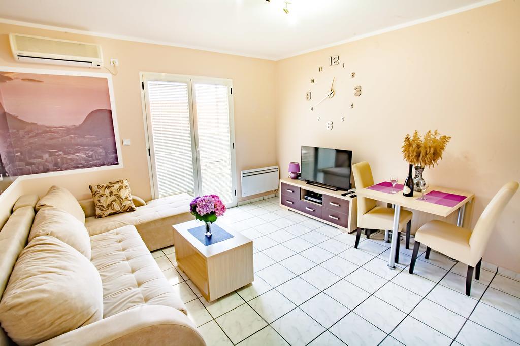 Adriatic Apartman