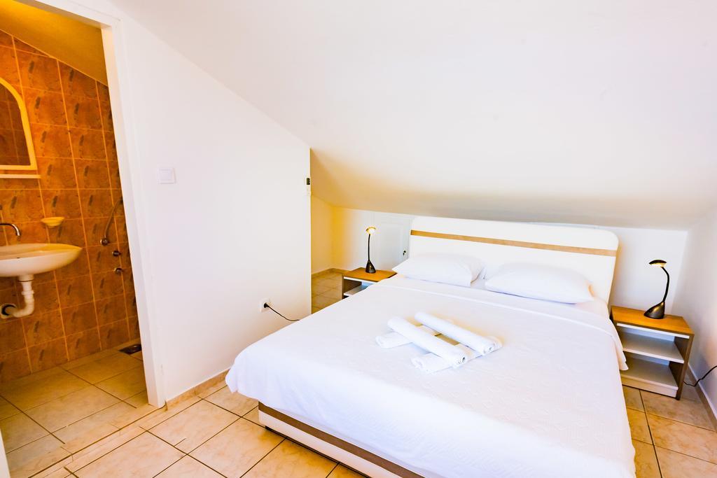 Adriatic Apartman *